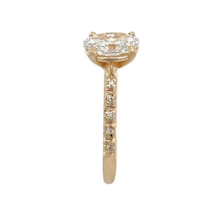 The Oval Glimmer- 1.02ct LAB Oval Diamond