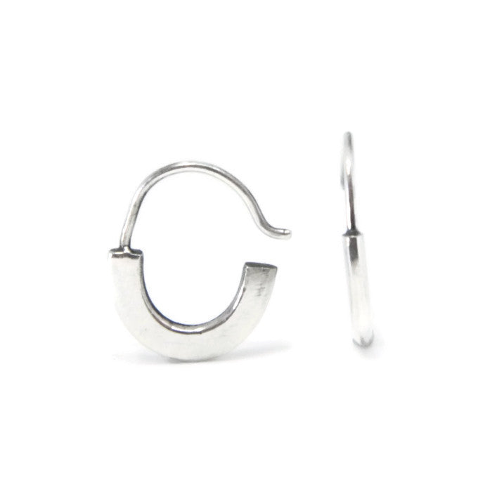 Thin link hoops - e. scott originals