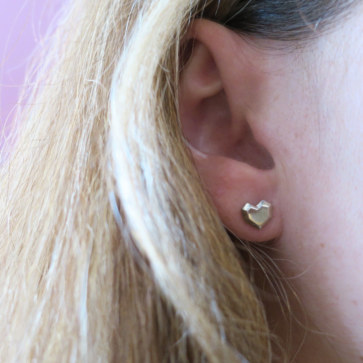 faceted heart studs