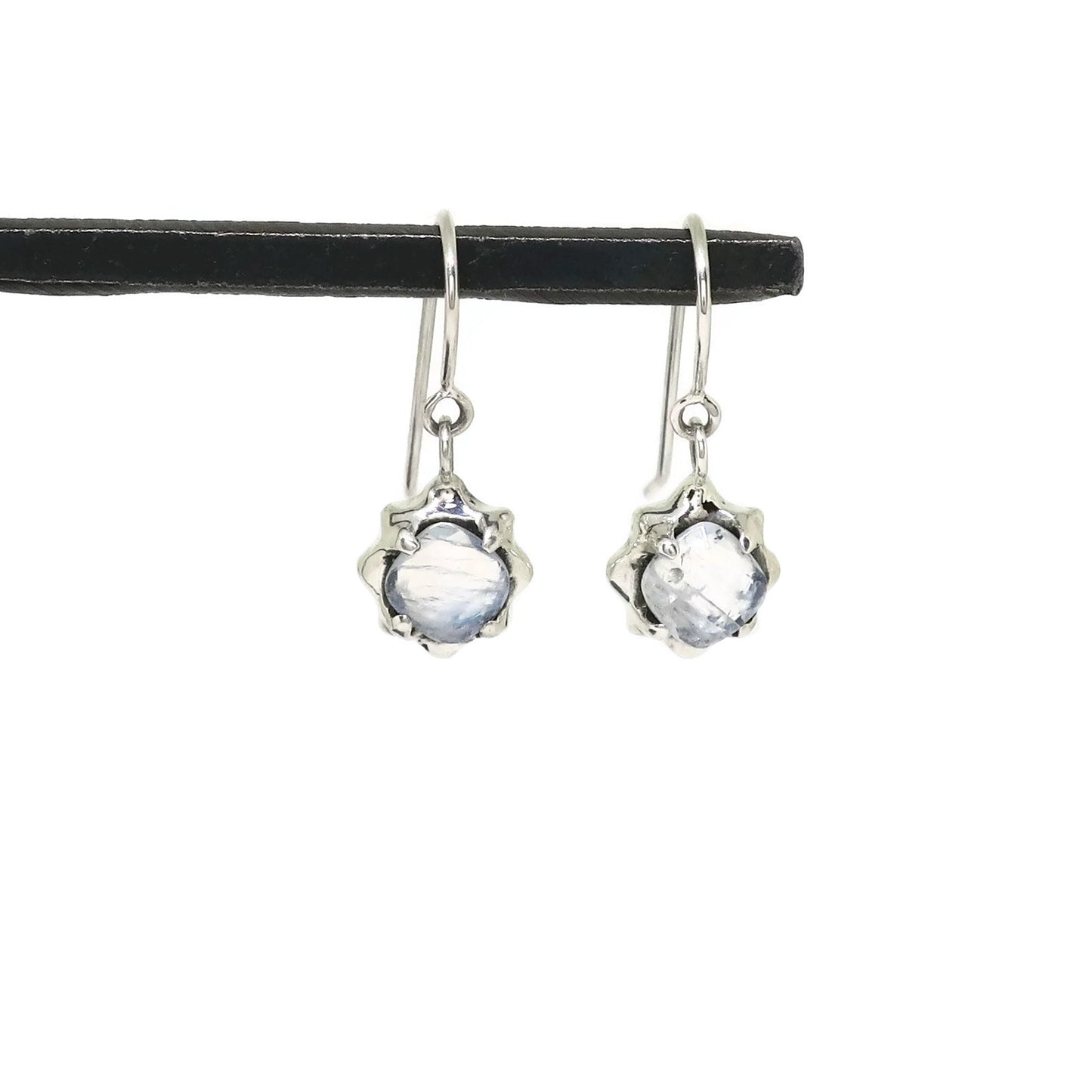 Aura drop earrings