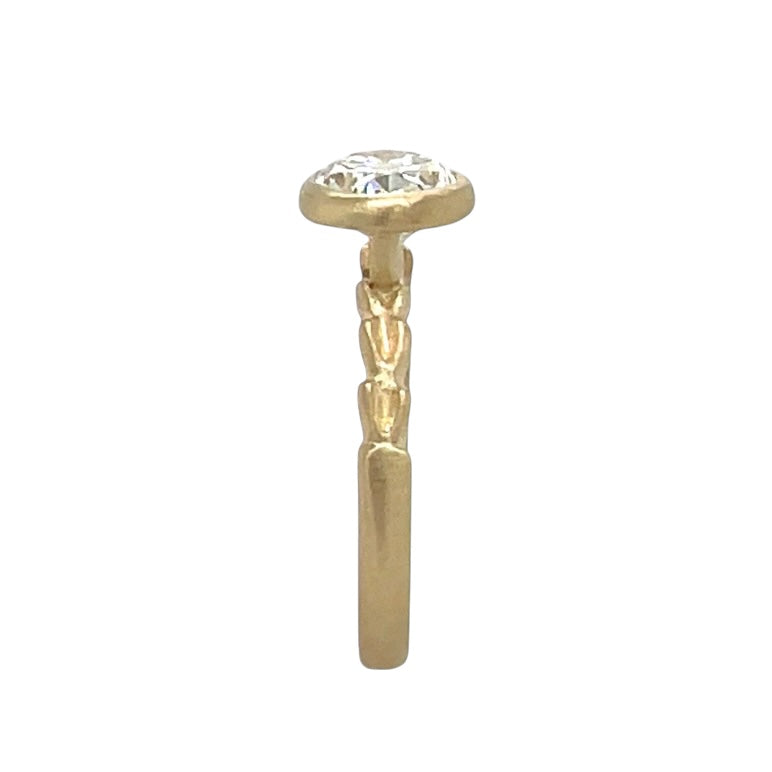 The Fancy-2.01ct Oval LAB diamond & 14k yellow gold