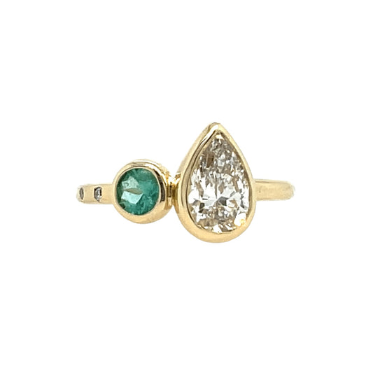The Bezel Toi et Moi- LAB 1.08ct Pear diamond, Natural Emerald & 14k yellow gold